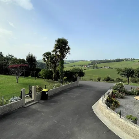 בית נופש Laubaret